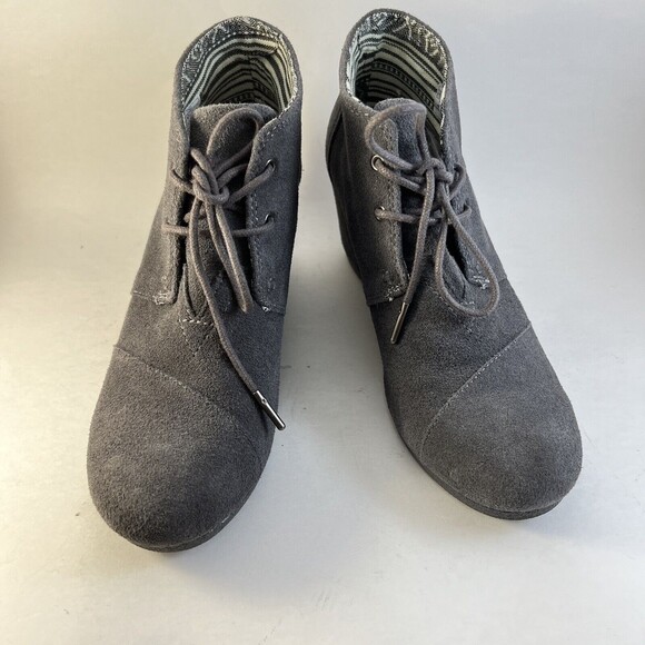 Tom's Desert Ankle Heeled Boots Gray Suede - Size 9 - Picture 4 of 9